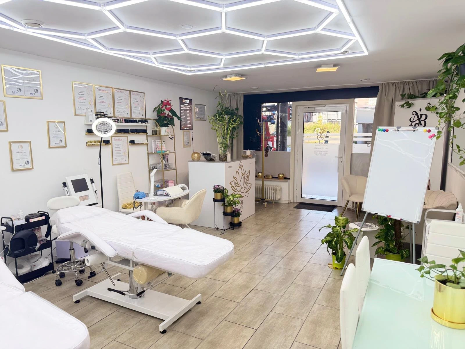 Empfangsbereich im Abeer Beauty Center